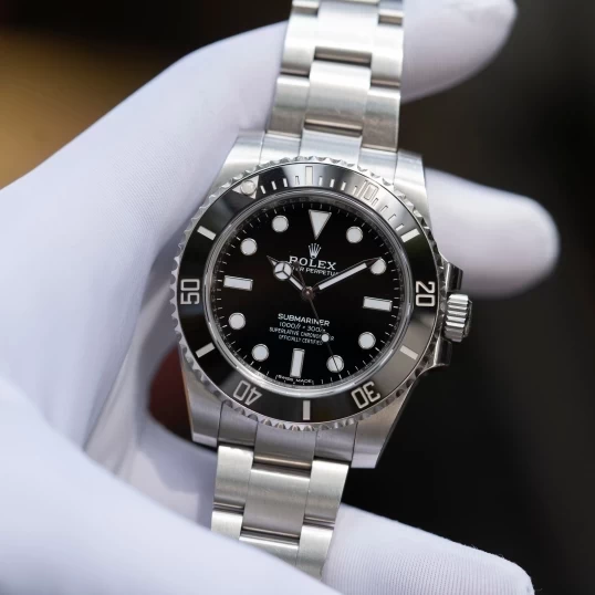 Rolex Oyster Submariner No-Date Stainless Steel 114060