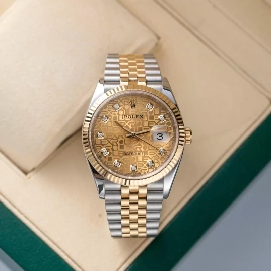 Rolex Oyster Perpetual Datejust 36mm 126233 Mặt Số Vi Tính Vàng (2019)