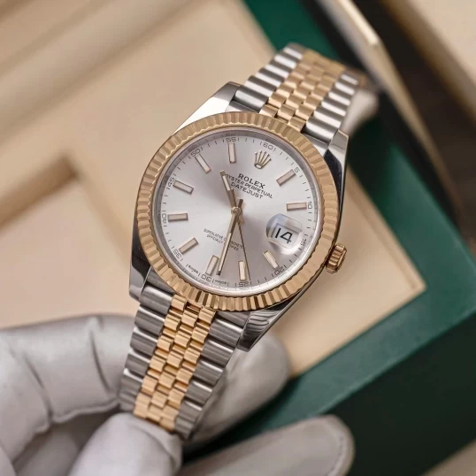 Rolex Oyster Perpetual Datejust 41mm 126333 Silver Dial