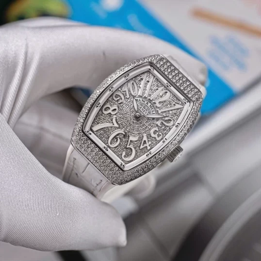 Franck Muller Vanguard V32 Lady Quartz Diamonds White Dial