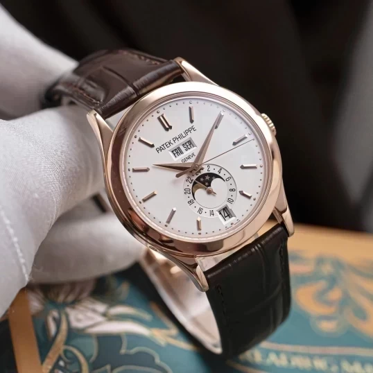 Patek Philippe Complications 38,5mm 5396R-011 Annual Calendar Moonphase White Dial