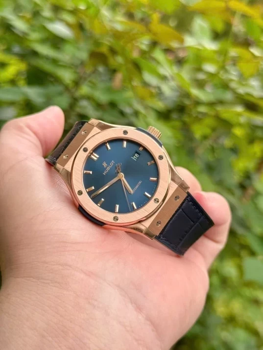 Hublot Classic Fusion King Gold Blue Dial 42mm 542.OX.7180.LR