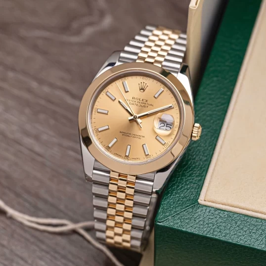 Rolex Oyster Perpetual Datejust 41mm 126303 Champagne Dial