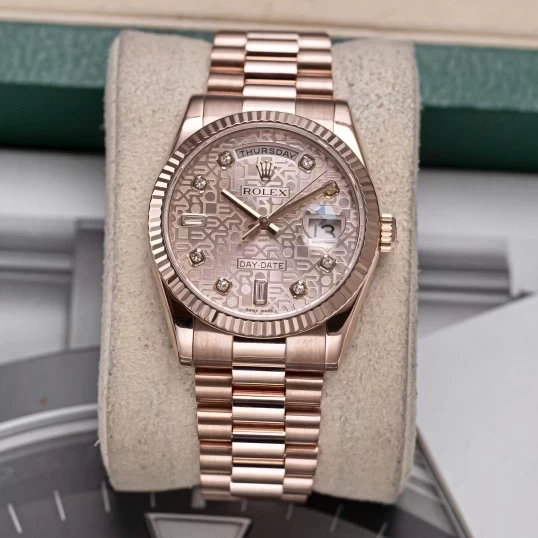Rolex Oyster Perpetual Day-Date 36mm 118235 Vi tính hồng