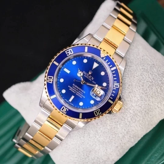 Rolex Oyster Perpetual Submariner Date 40mm 16613 Blue Dial