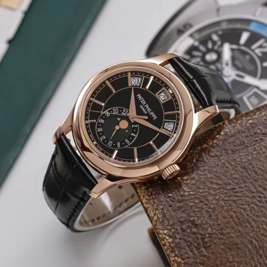Patek Philippe Complications Annual Calender 40mm 5205R-010 Black Dial