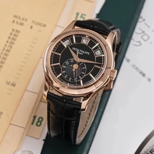 Patek Philippe Complications Annual Calender 40mm 5205R-010 Black Dial (Fullbox 2015)