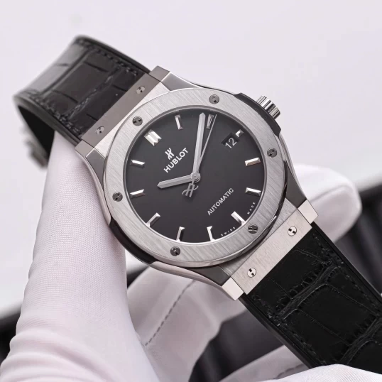 Hublot Classic Fusion Titanium 45mm 511.NX.1171.LR Black Dial