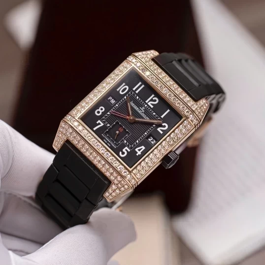 Jaeger-LeCoultre Reverso Squadra Hometime 18k Rose Gold Q7002671 Custom Diamonds