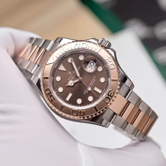 Rolex Oyster Perpetual Yacht-Master 40mm 126621 Chocolate Dial