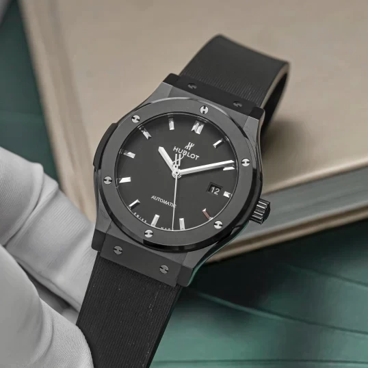 Hublot Classic Fusion Black Magic 42mm Ref. 542.CM.1171.RX