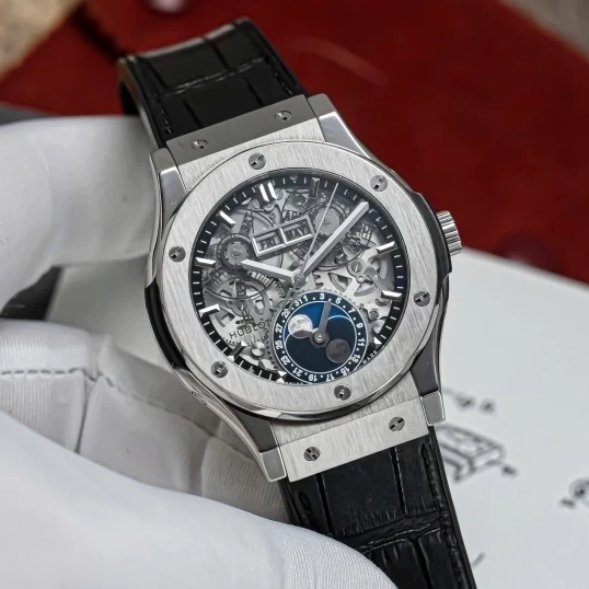 Hublot Classic Fusion Aerofusion Moonphase Titanium 45mm Ref. 517.NX.0170.LR
