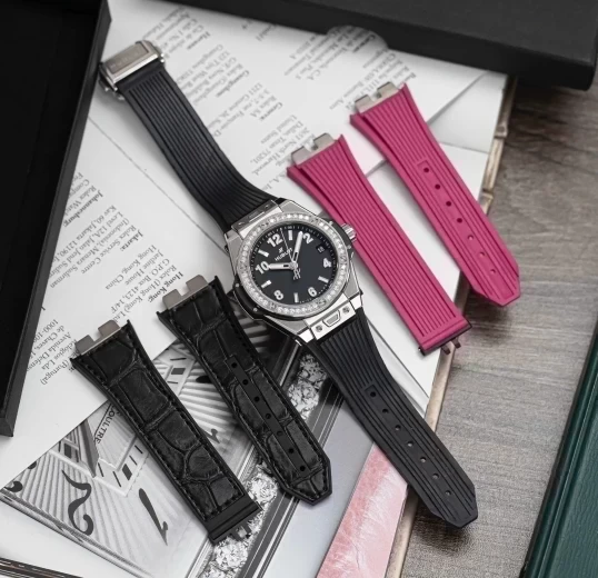 Hublot Big Bang One Click Steel Diamonds 39mm Ref. 465.SX.1170.RX.1204