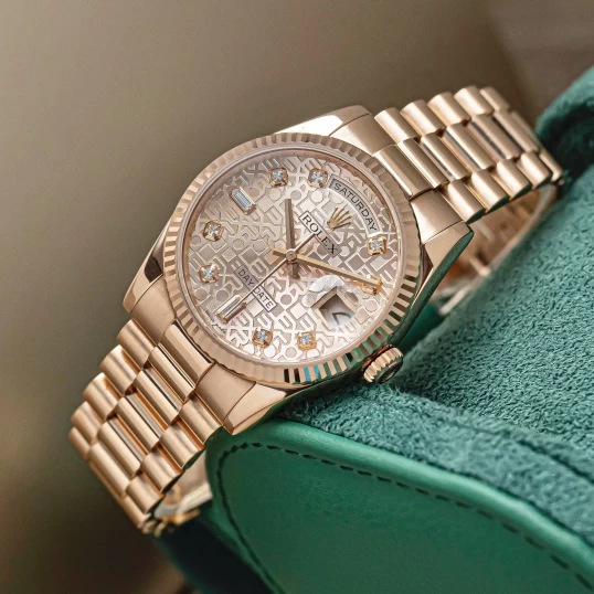 Rolex Day-Date 36mm Everose Gold Pink Jubilee Dial Ref. 118235