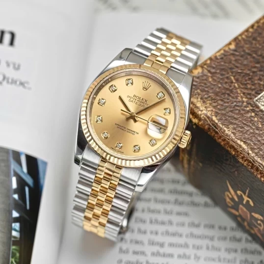 Rolex Oyster Perpetual Datejust 36mm Ref. 116233 Champagne Diamond Dial