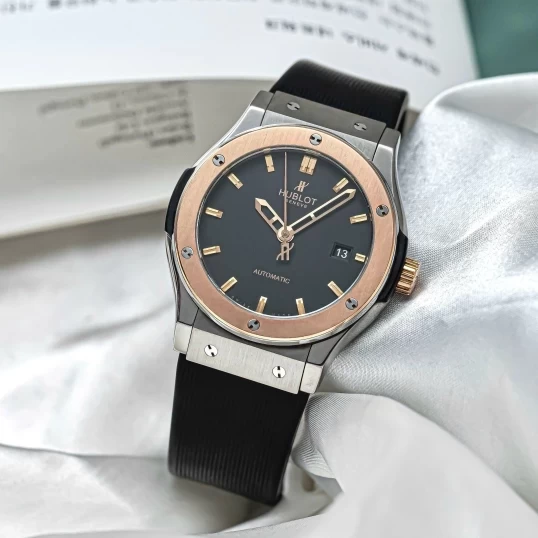 Hublot Classic Fusion Titanium Mix Gold 42mm – Ref. 542.NO.1180.RX