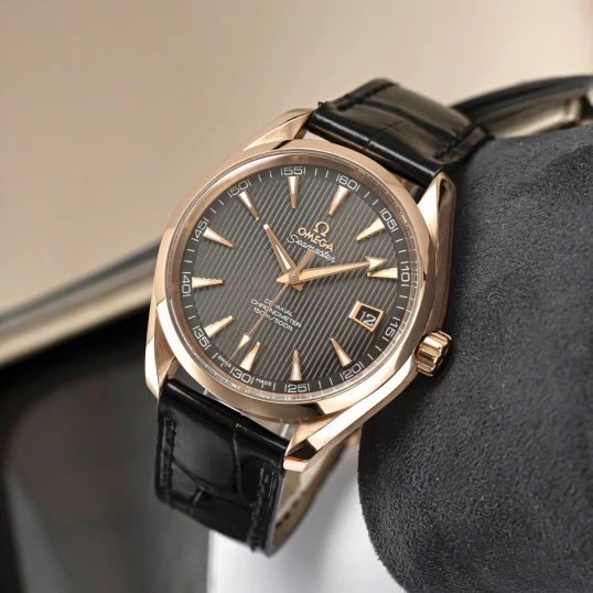 Omega Seamaster Aqua Terra 150M Co-Axial GMT 43mm 18K Red Gold – 231.53.42.21.06.001