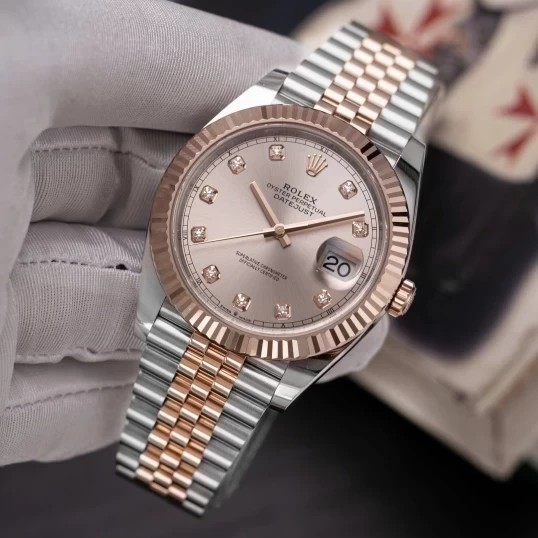Rolex Oyster Perpetual Datejust 41 Ref. 126331 Sundust Diamond Dial